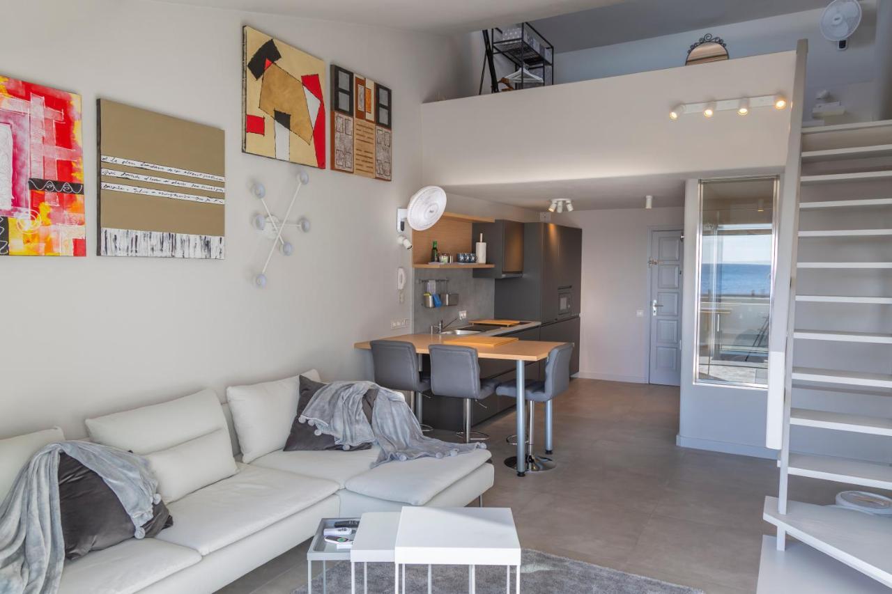Radazul Marina Seafront 5 Apartman Kültér fotó